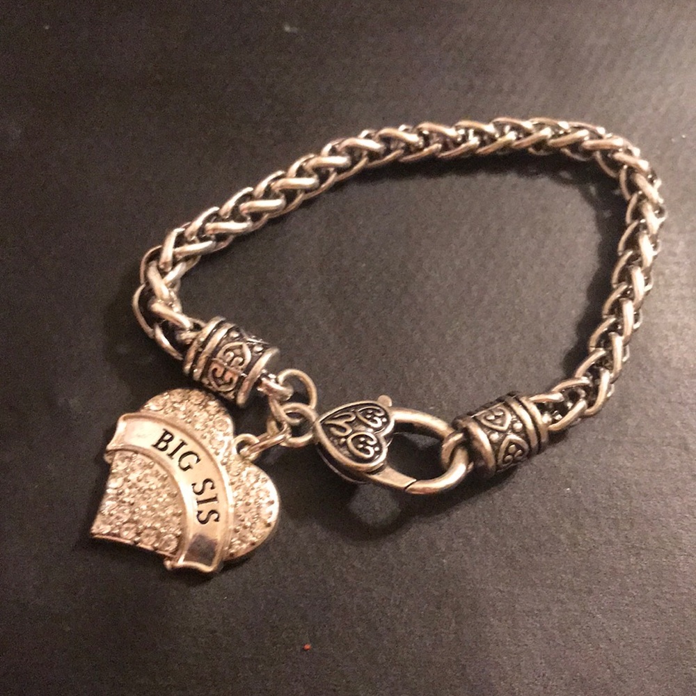 Big Sis charm bracelet